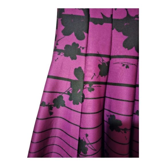 JULIAN TAYLOR Fit & Flare V-Neck Floral Scuba Dress - Size 8 - Picture 7 of 10